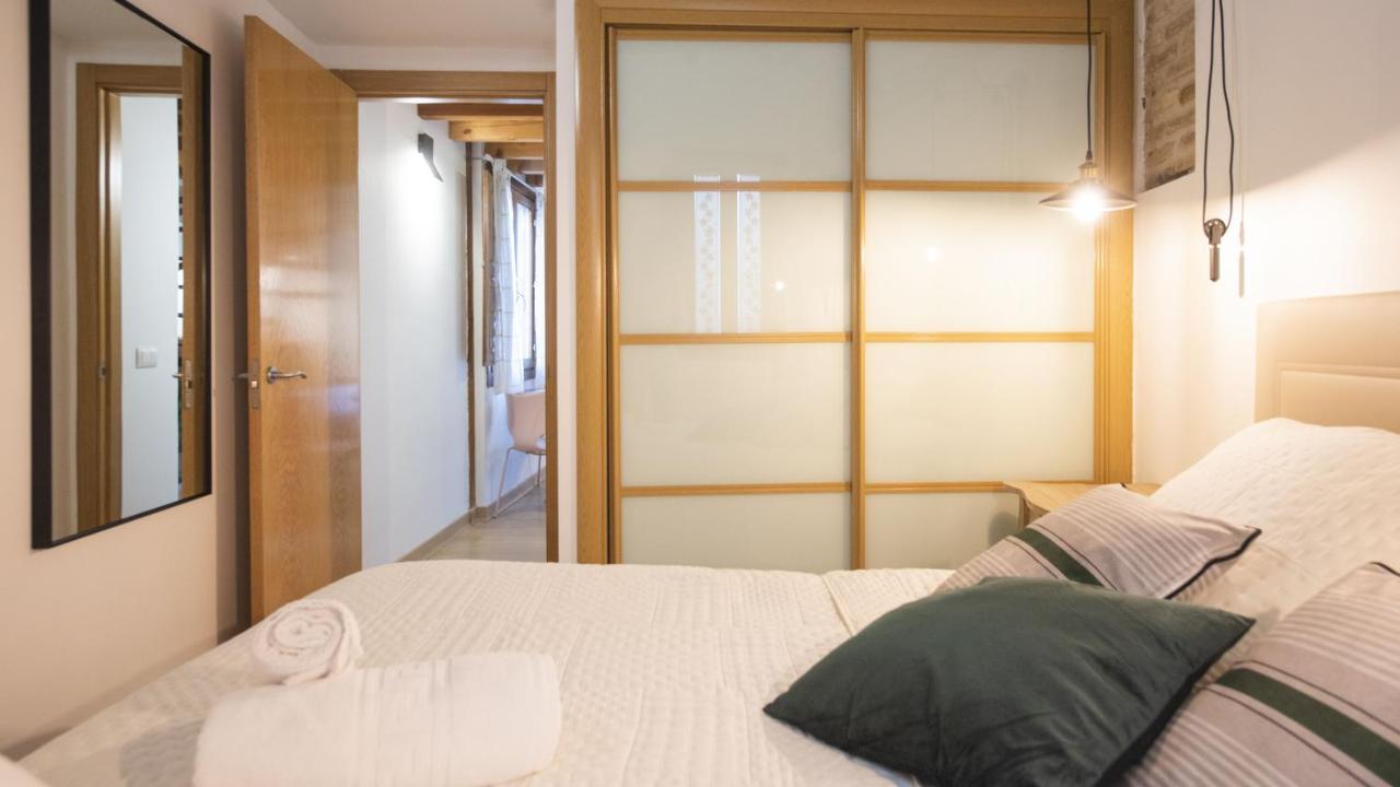 Madera Y Piedra - Apartamentos Aloha Toledo Esterno foto